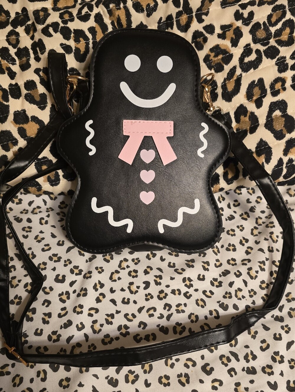 Black Gingerbread Crossbody Bag with Pink Accent